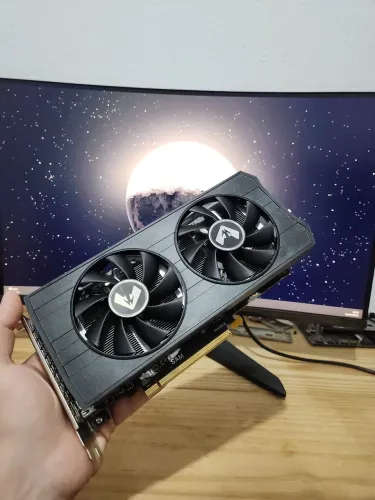 RX 580 - 8gb 2048sp - Aceito cartão e entrego