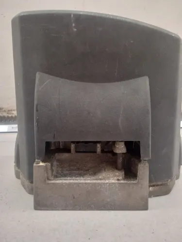 Motor de portão para conserto