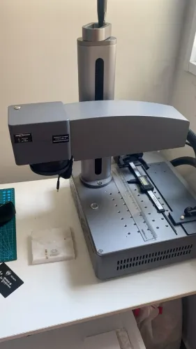 Máquina De Corte E Gravação Fiber Laser 30w 110v