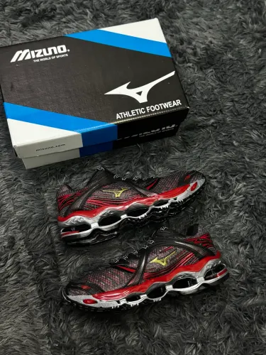 Tênis Mizuno novo tamanho 40