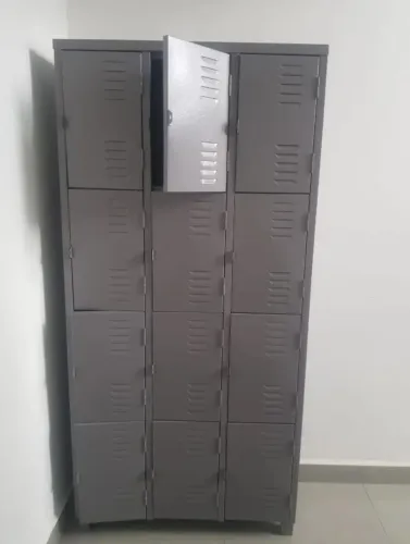 Armário roupeiro de aço 12 portas 