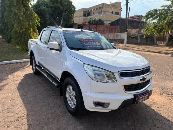 Chevrolet S10 Pick-up LT 2.8 TDI 4X4 CD Diesel AUT 2013