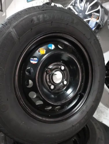 Estepe Hyundai HB20 aro 14 roda e pneu pronto.  Roda de ferro original Hyundai 