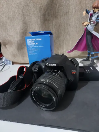 Canon Rebel T5 + Lente 18 55mm + Kit Limpeza de Lente