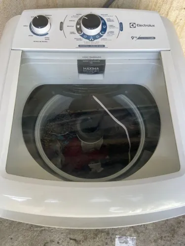 Lavadora de Roupas Electrolux Efficient Care LED09 9Kg