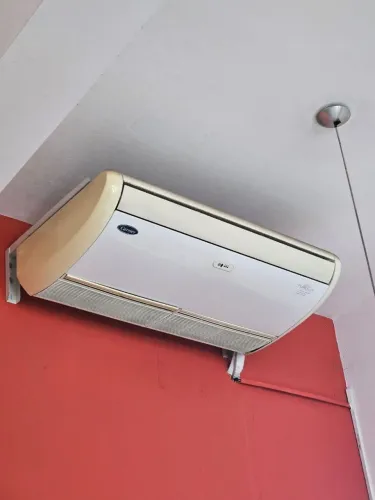 Ar condicionado Carrier 30.000 Btus split teto