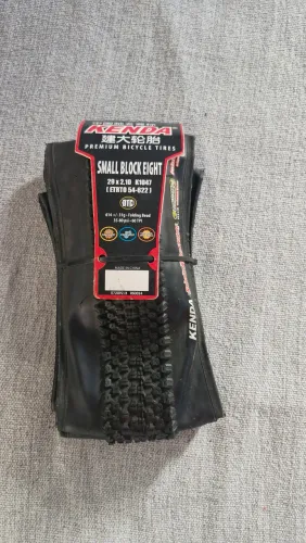 Pneu Kenda aro 29 small Block Eight