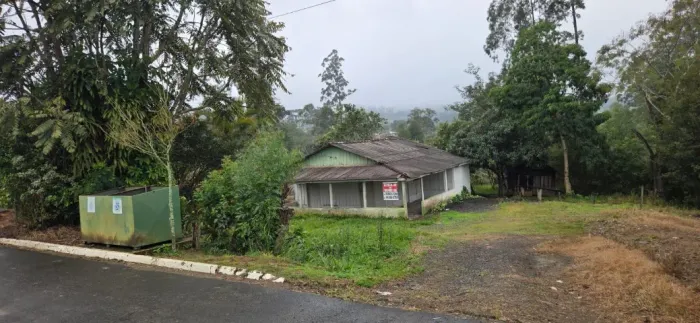 Vendo Mini Chácara à Venda em Natingui, Ortigueira-PR - Com Casa e Tanques de peix