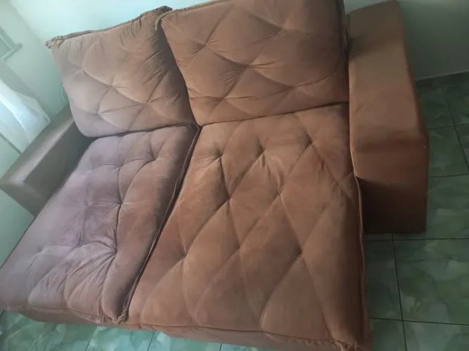 Sofá retrátil e reclinável