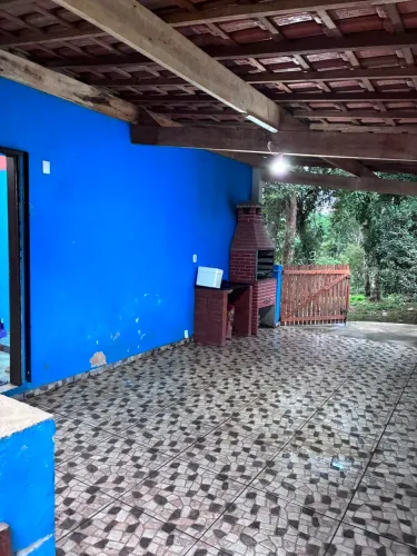 Vendo chácara ampla