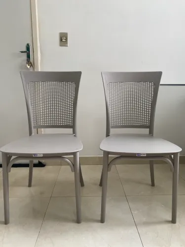Par de cadeiras Forte Plástico