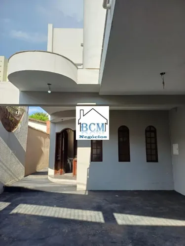 Sobrado na Penha de França, 3 dorms, 4 vagas, 320²