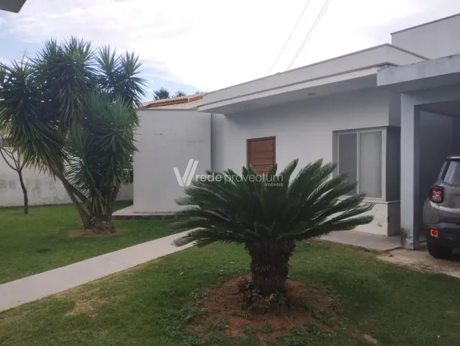 Casa térrea com edícula em Condominio fechado em Itupeva