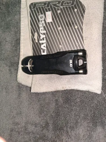 Mesa de guidao Calypso Pro , 90mm 17", para guidao 31.8 ou 35mm
