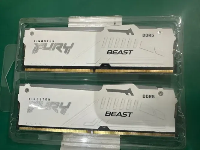 Memória RAM Fury Beast 64GB (2x32GB), 6000MHz, DDR5, CL40