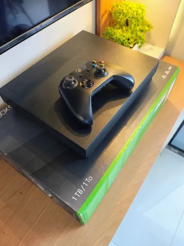 Xbox One X 1 TB Completo