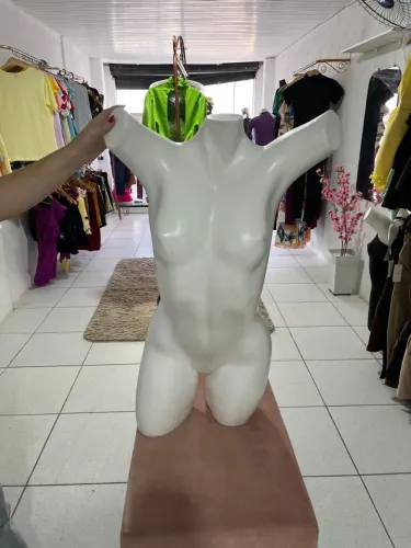 Manequins