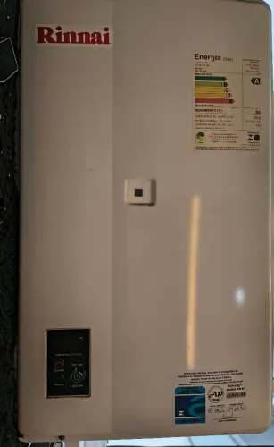 Aquecedor a Gás Rinnai 32,5L Digital - Alto Desempenho (Muito Conservado)