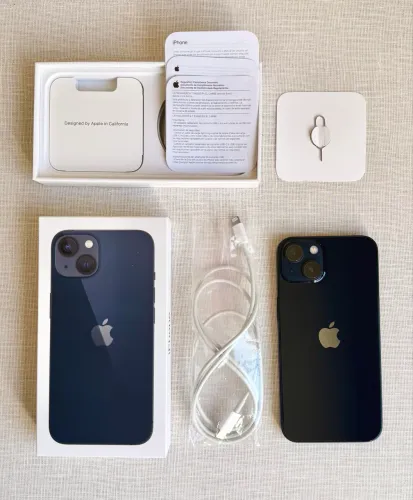 iPhone 13 - IMPECÁVEL
