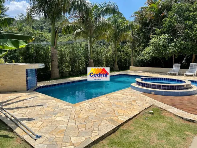 Sítio / Chácara com piscina e churrasqueira para alugar em Mogi das Cruzes - Porteira Pret