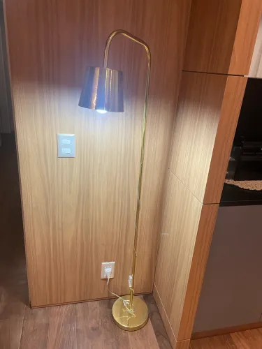 Luminária de piso