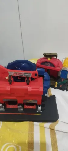Base temática Hotwheels