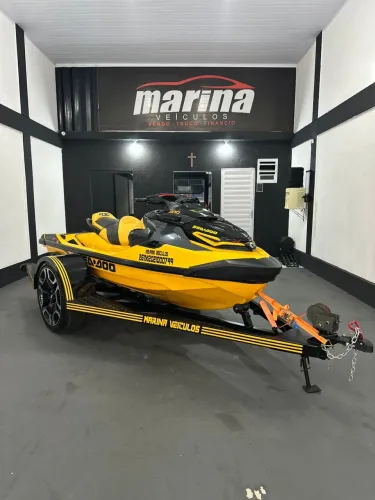 JET SKI 300 ANO 2022 PAINEL TFT