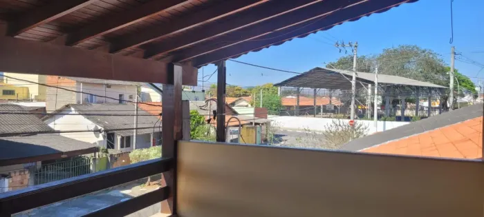 Casa para Locação em Pindamonhangaba, Residencial Vale das Acácias, 7 dormitórios, 2 suíte