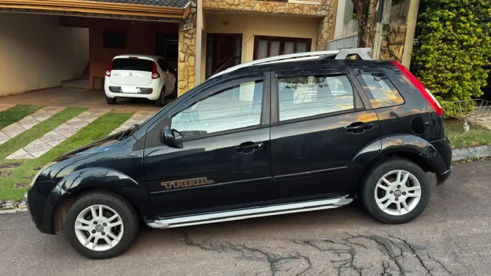 Ford Fiesta Trail 1.6 8V Flex 5P 2008
