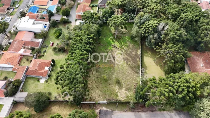 TERRENO COM 3.000M2 ZR2 PRÓXIMO AO CLUBE 3 MARIAS E SANTA FELICIDADE Terreno Com 3.000m2 Z