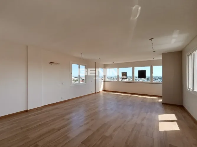 Locação de Apartamento em CANOAS-RS, bairro CENTRO com 151m² Área Const. Locação de Aparta
