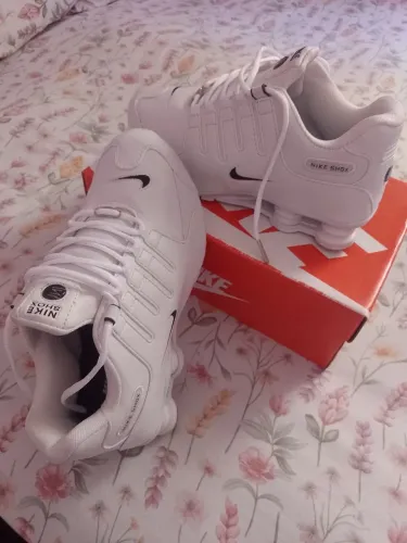 Nike Shox NZ 41 (NOVO)