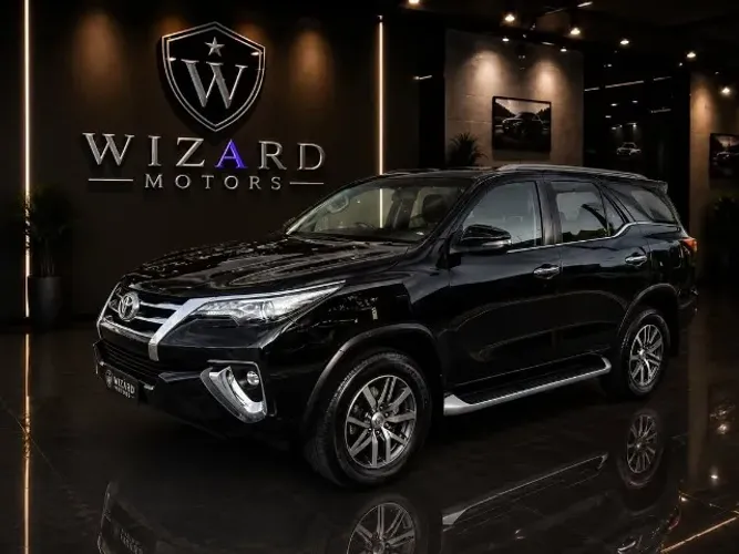 Toyota Hilux SW4 SRX 4X4 2.8 TDI 16V Dies. Aut. 2020