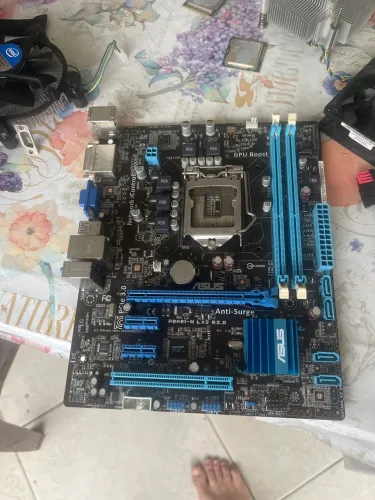 Placa-mãe ASUS P8H61-M LX2 R2.0 LGA 1155 DDR3
