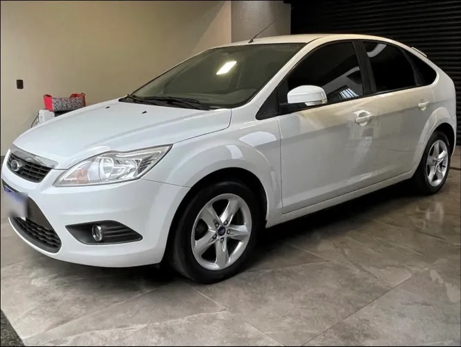 Ford Focus 1.6 S/se/se Plus Flex 8v/16v 5P 2013