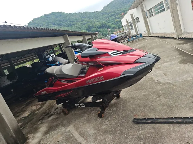 Jet ski Yamaha fx cruise ho 1.8