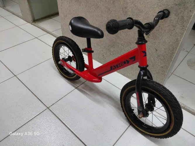 Bicicleta semi nova