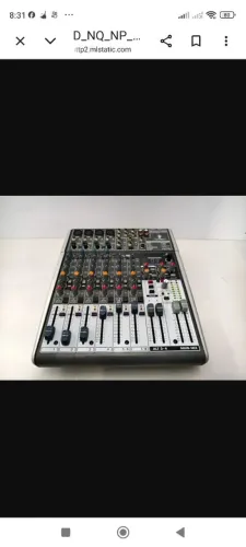 Mesa de som Behringer xenyx 1204