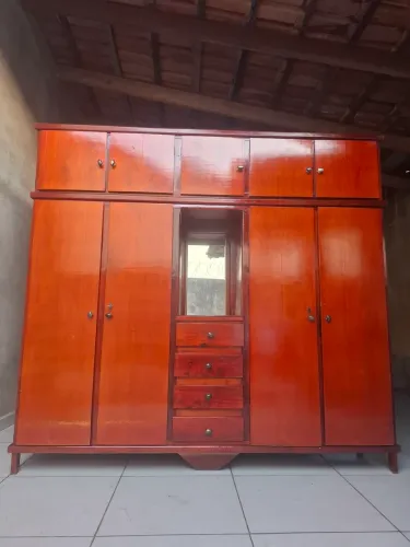 Guarda Roupa De Madeira (entrego )