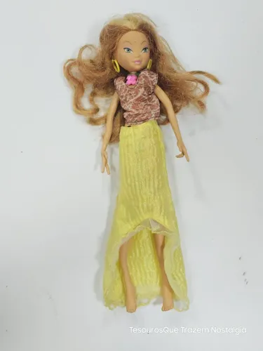 Boneca Flora Winx Rainbow Mattel 2004 - Leia a Descrição