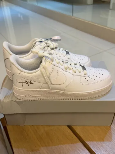 Nike Air Force 1 Low Travis Scott ?Utopia?, tamanho 40