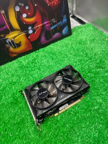 Placa de vídeo gtx 1650 4gb ddr6 estado de nova