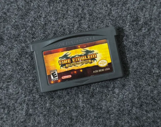 Fire Emblem The Sacred Stones Original Americano Game Boy Advance GBA