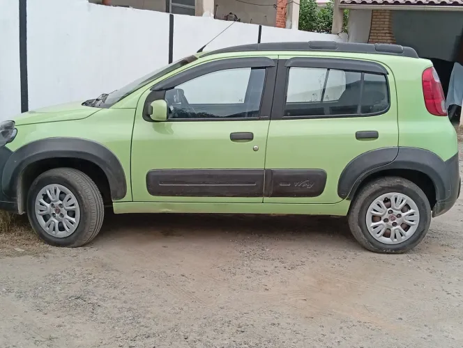 Fiat Uno WAY 1.4 EVO Fire Flex 8V 5P 2012