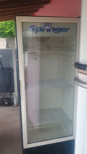 Expositor Frio 400 Litros