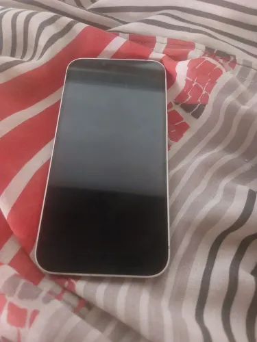 Celular iPhone 16 Z
