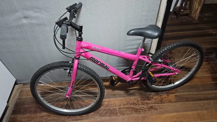 Bicicleta Mormaii fantasy, rosa, com marcha.