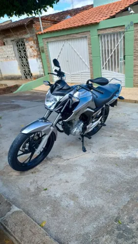 Vendo CG 160 Fan 2023, único dono