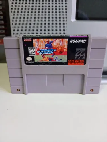 Internacional Superstar Soccer Deluxe paralelo Super Nintendo SNES