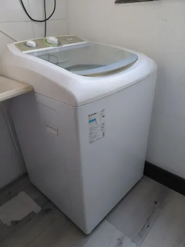 Máquina de lavar roupa Consul - funcionando